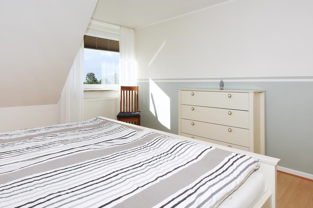 Reiterhof Gruendeich Apartment Holtgast ภายนอก รูปภาพ